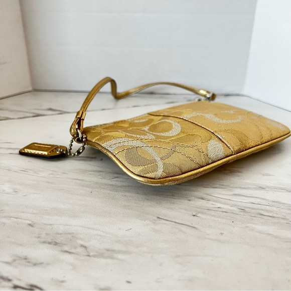 Coach Wristlet Zip Closure Gold And Silver Tone Treads Pink Lined - Picture 5 of 8